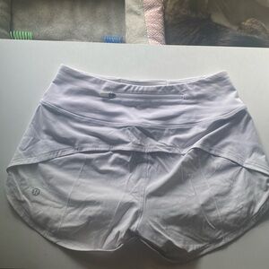Lululemon Speed Up Shorts Size 2. 4”